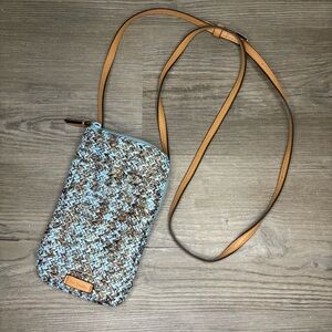 Vera Bradley Straw Cellphone Sea life Interior Crossbody Blue Brown